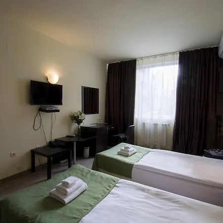 Hotel City 3*