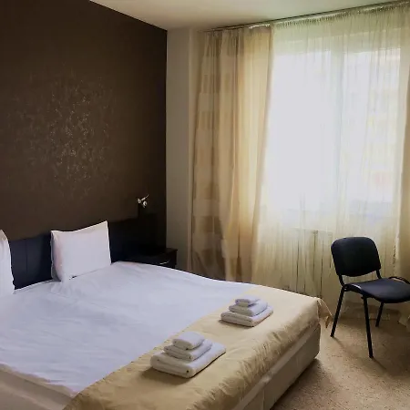 Hotel City 3*